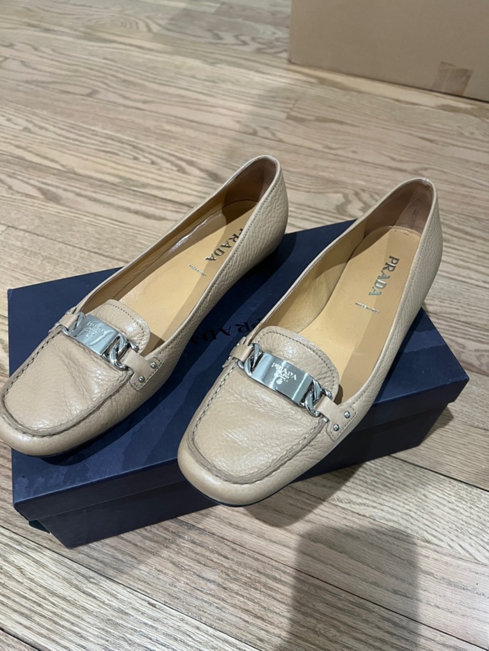 Women’s PRADA Pebbled Leather Loafers with Silver Buckle Casual Elegant EU8.5.